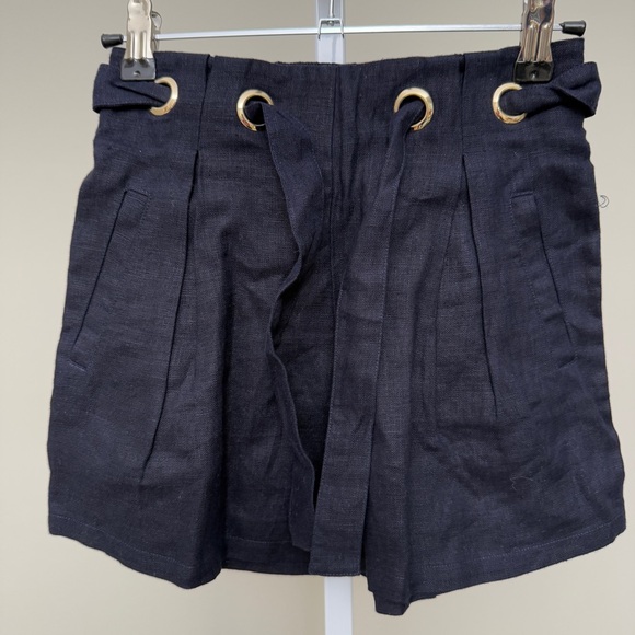 CHLOÉ
Shorts kids size 8 new with tags - Picture 2 of 5